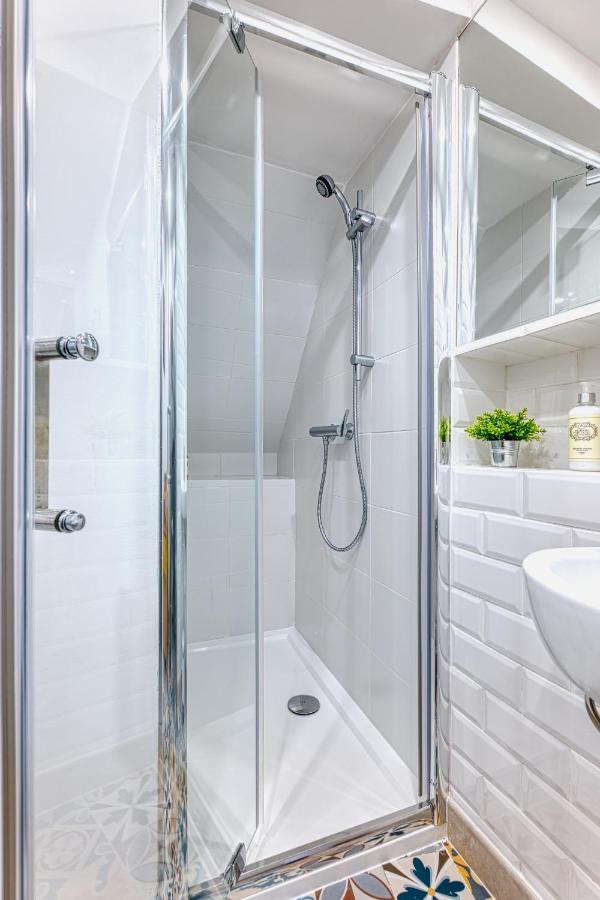 Alfama Rose Apartment Lisbon Bagian luar foto